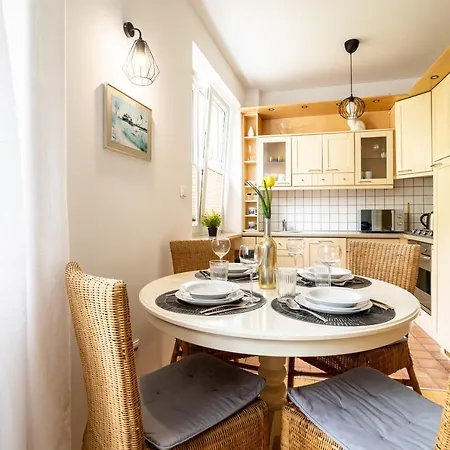 Apartament Necla Ii - Acco Rent グディニャ